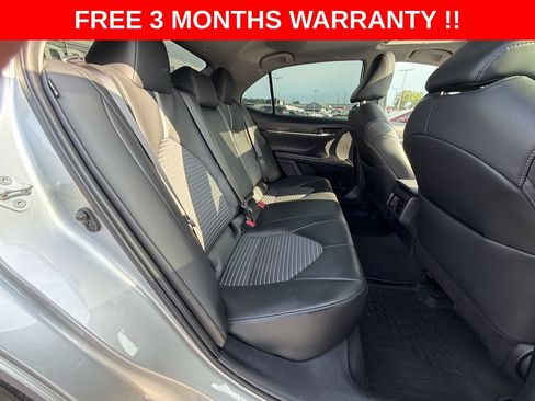 Used 2023 Toyota Camry SE w/ Cold Weather Package FWD image 22