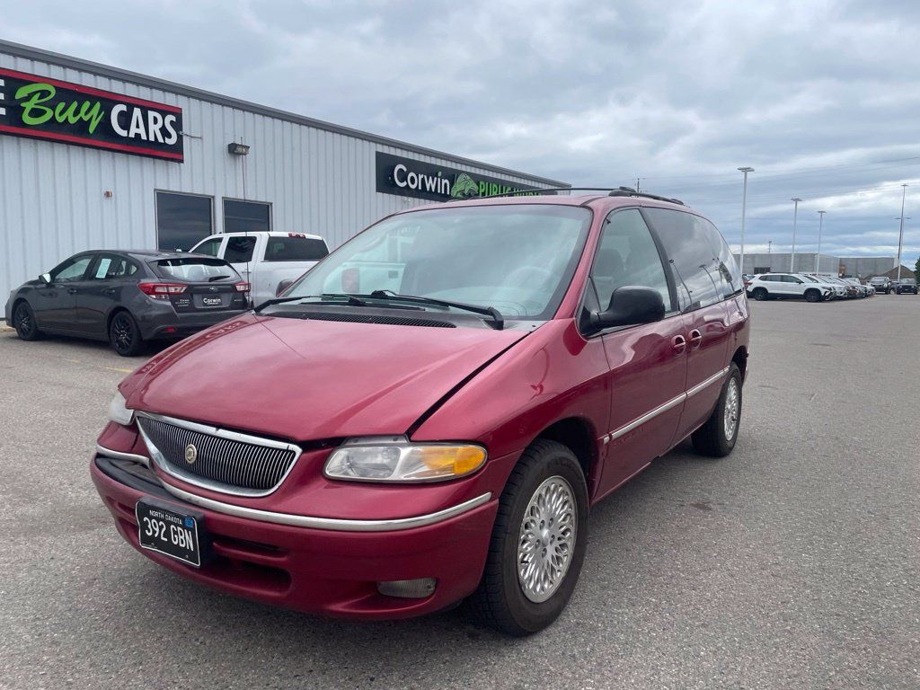 Used 1997 Chrysler Town & Country SX FWD image 4