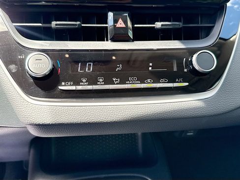 Used 2024 Toyota Corolla LE FWD image 15