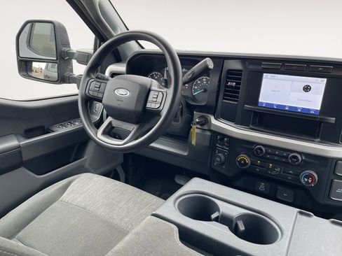 Used 2023 Ford F250 XLT image 10