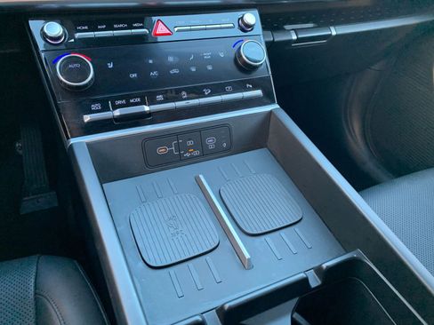 Used 2025 Hyundai Santa Fe SEL image 44