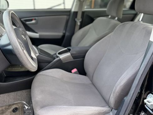 Used 2013 Toyota Prius Three image 12