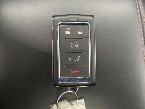 Used 2024 Jeep Grand Cherokee Summit w/ Luxury Tech Group V AWD/4WD image 26