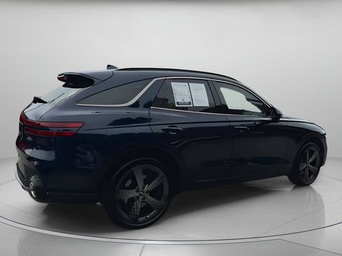 Used 2023 Genesis GV70 3.5T Sport w/ Sport Prestige Package image 29