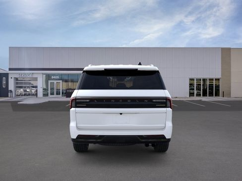 New 2026 Lincoln Navigator Black Label AWD/4WD image 5