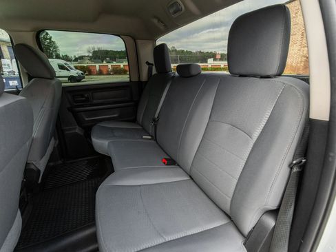 Used 2017 RAM 2500 Tradesman w/ Chrome Appearance Group image 27