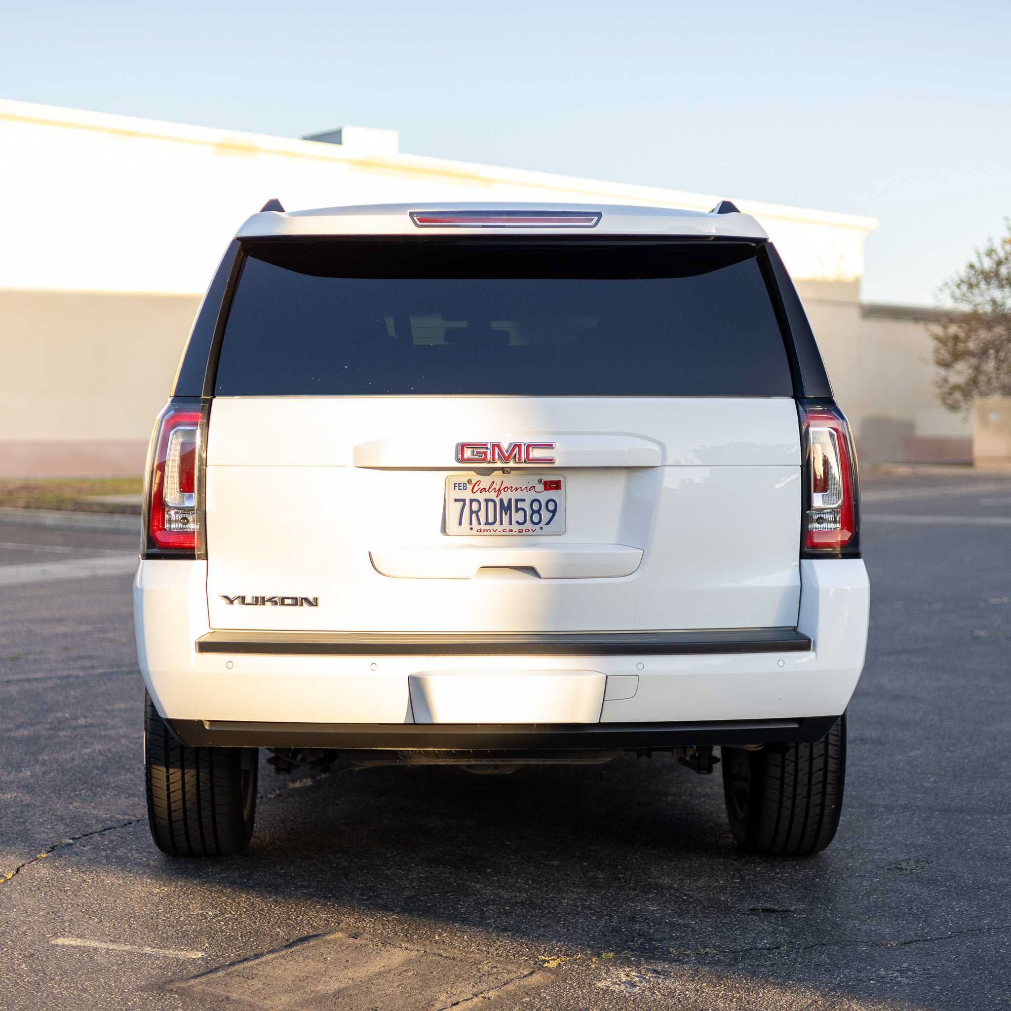 Used 2016 GMC Yukon SLE w/ Convenience Package RWD image 6