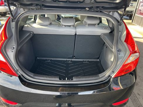 Used 2015 Hyundai Accent GS image 10