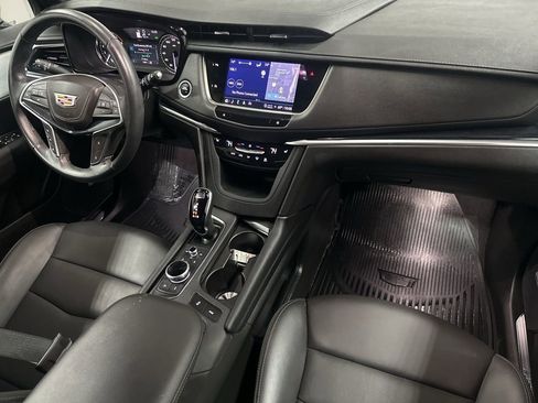Used 2024 Cadillac XT5 Premium Luxury image 12