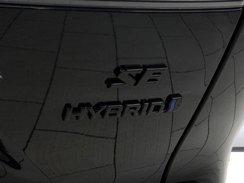 Used 2024 Toyota Corolla Cross AWD Hybrid w/ Moonroof Package image 33