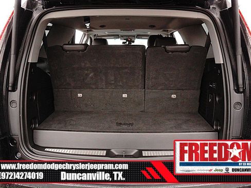 Used 2019 Cadillac Escalade Luxury AWD/4WD image 47