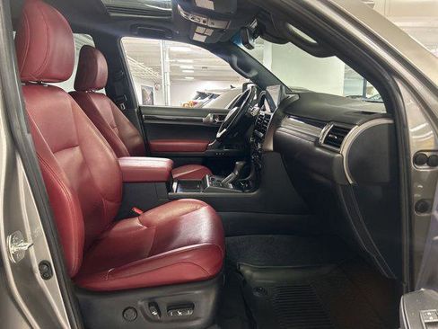 Certified 2023 Lexus GX 460 Luxury w/ Sport Design Package AWD/4WD image 18