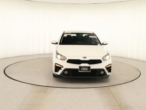 Used 2020 Kia Forte LXS FWD image 11