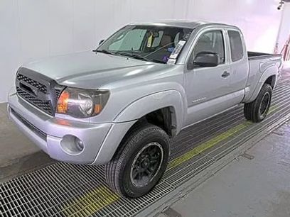 Used 2011 Toyota Tacoma PreRunner w/ SR5 Pkg #2