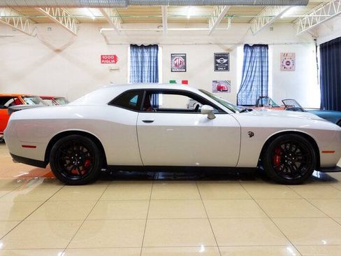 Used 2023 Dodge Challenger SRT Hellcat RWD image 25