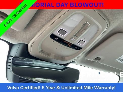 Certified 2024 Volvo XC40 B5 Ultimate w/ Protection Package Premier AWD/4WD image 23