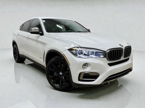 Used 2017 BMW X6 xDrive50i image 4