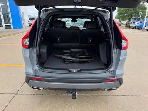 Used 2024 Honda CR-V Sport Touring image 4