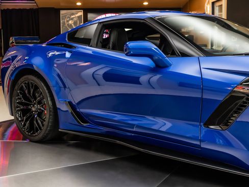 Used 2019 Chevrolet Corvette Z06 image 23