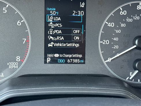 Used 2023 Toyota Corolla LE image 27