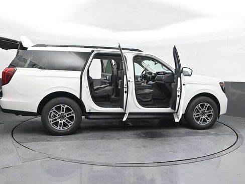 New 2026 Ford Expedition Max Active image 28