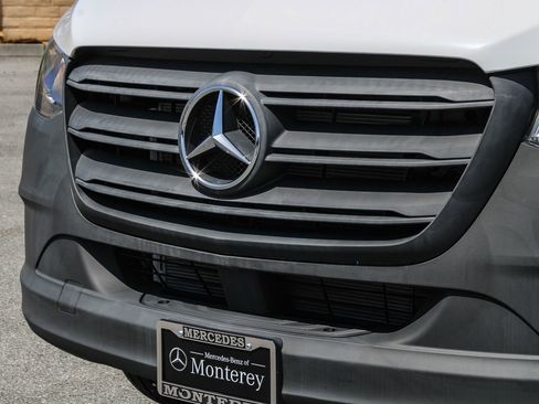 New 2024 Mercedes-Benz Sprinter 2500 image 5
