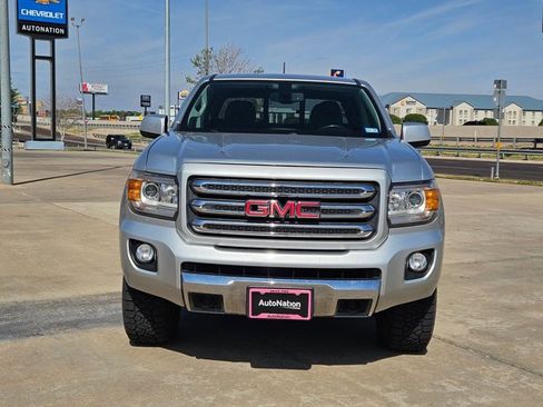 Used 2015 GMC Canyon SLE w/ All-Terrain Package image 2