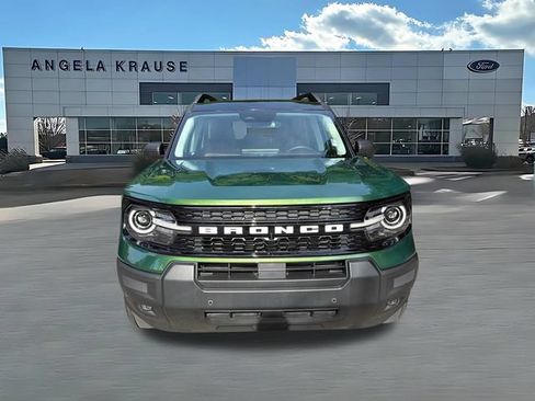 Used 2025 Ford Bronco Sport Outer Banks w/ Outer Banks Tech Package+ AWD/4WD image 2