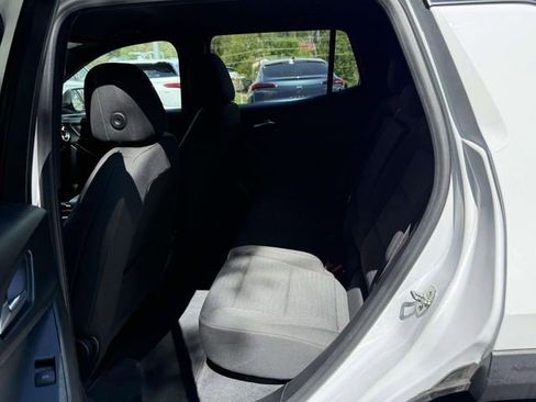 Certified 2025 Chevrolet Equinox LT w/ Safety and Technology Package FWD image 7