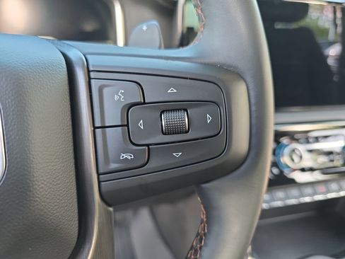 Used 2024 GMC Sierra 1500 AT4 w/ Technology Package AWD/4WD image 18