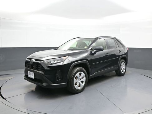 Used 2019 Toyota RAV4 LE w/ All Weather Liner Package AWD/4WD image 1