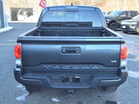 Used 2023 Toyota Tacoma TRD Sport image 7