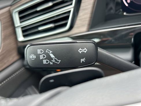 New 2025 Volkswagen Atlas SEL Premium R-Line image 23