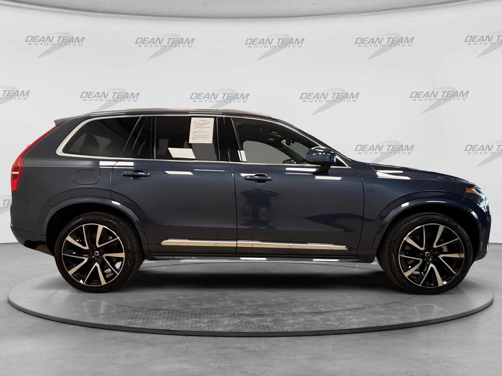 Used 2024 Volvo XC90 B6 Ultimate w/ Protection Package Premier AWD/4WD image 9