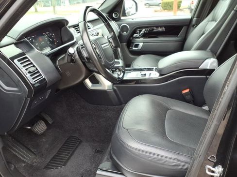 Used 2019 Land Rover Range Rover HSE image 10