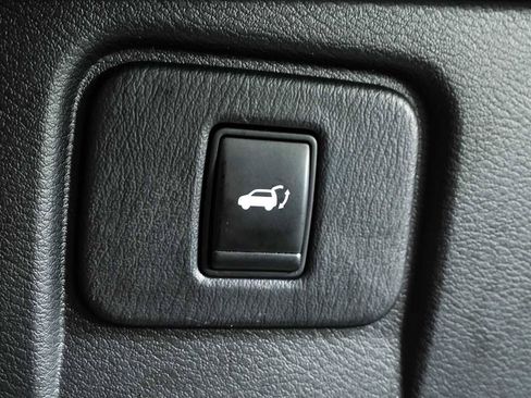 Used 2015 Nissan Murano Platinum w/ Platinum Technology Package AWD/4WD image 32