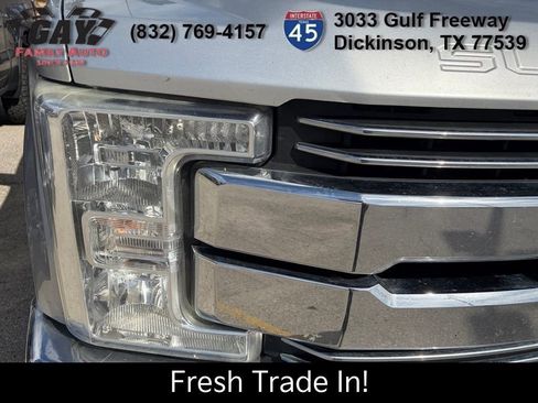 Used 2018 Ford F250 Lariat w/ Chrome Package image 5