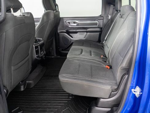 Used 2019 RAM 1500 Big Horn AWD/4WD image 11