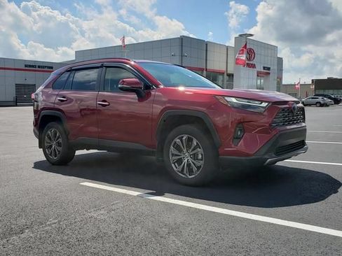Used 2024 Toyota RAV4 Limited w/ Advanced Technology Package AWD/4WD image 3