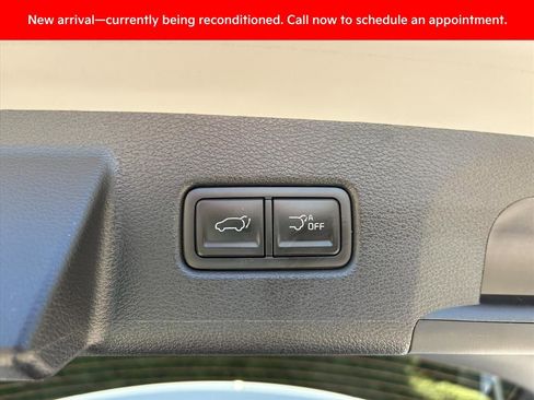 Certified 2024 Kia Telluride EX w/ EX Captain's Chair Package FWD image 28