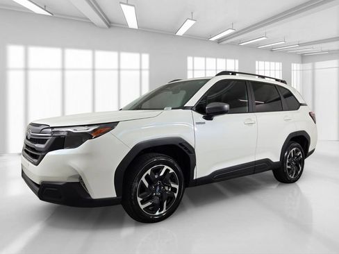 New 2026 Subaru Forester Touring AWD/4WD image 2