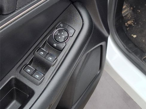 Used 2022 Ford Edge SEL image 13