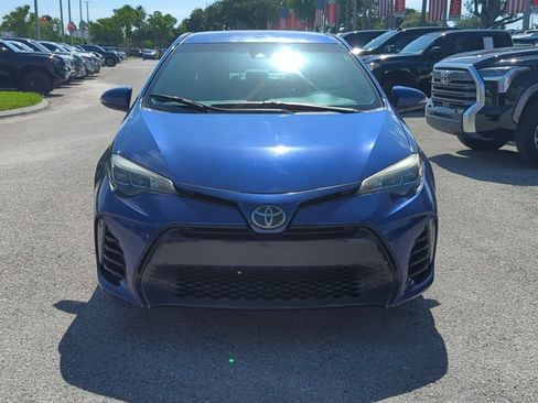 Used 2018 Toyota Corolla SE FWD image 3