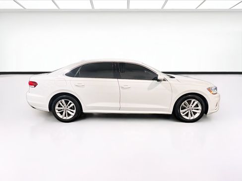 Used 2020 Volkswagen Passat 2.0T SE FWD image 23