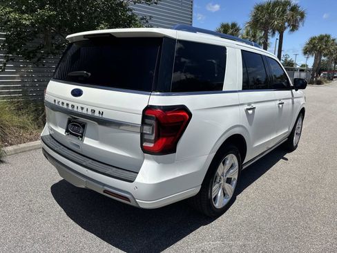 Used 2023 Ford Expedition Platinum AWD/4WD image 6