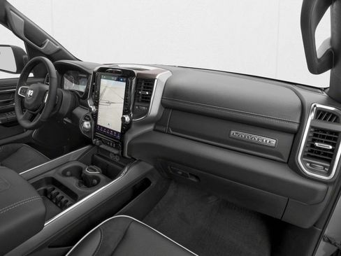 New 2026 RAM 1500 Laramie AWD/4WD image 11