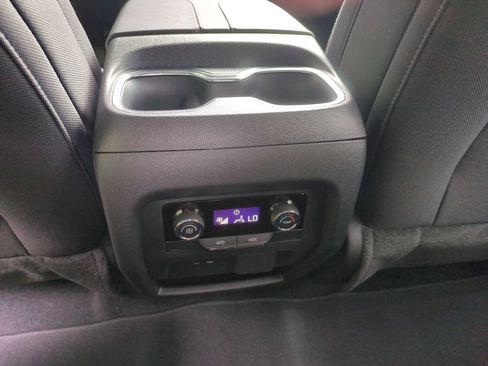 New 2027 Chevrolet Traverse LT w/ Driver Confidence Package FWD image 32