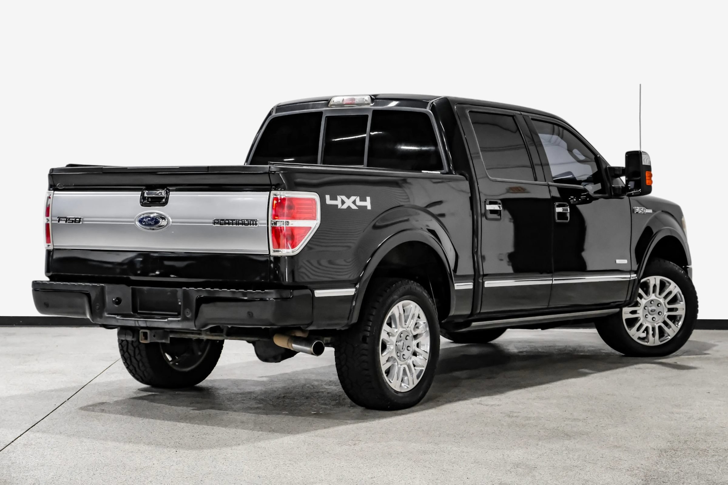 Used 2014 Ford F150 Platinum AWD/4WD image 6