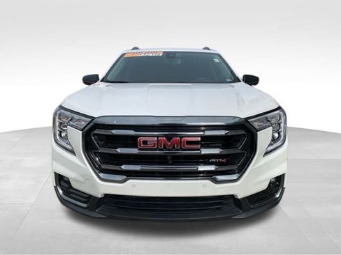 Used 2024 GMC Terrain AT4 w/ Infotainment Package II image 25