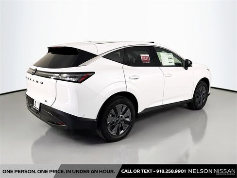 New 2025 Nissan Murano SL image 5